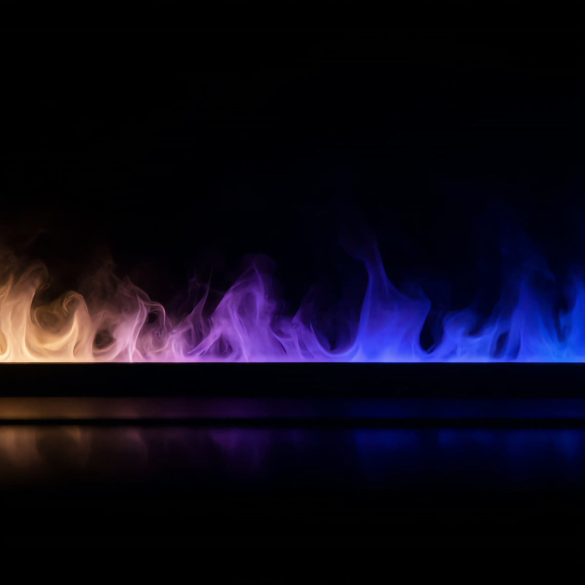 Flamme à vapeur d'eau Flamvia déclinée en ambre, violet et bleu